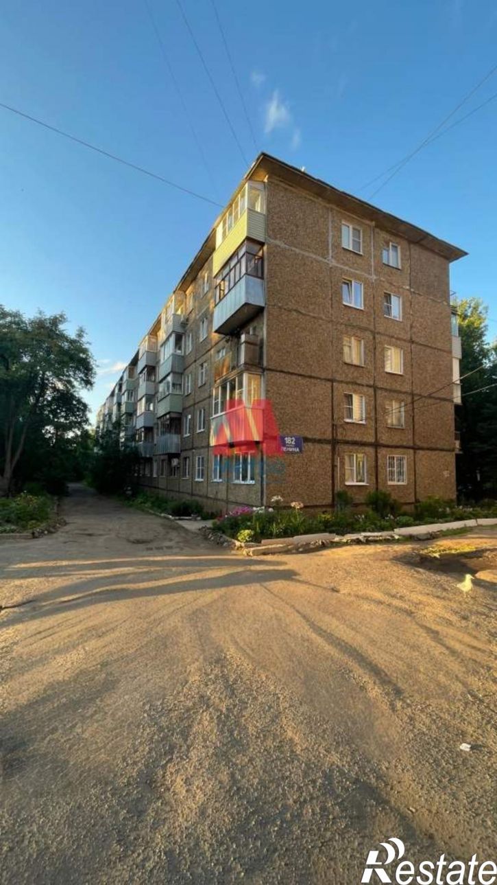 2-комн квартира Ленина проспект, д.182