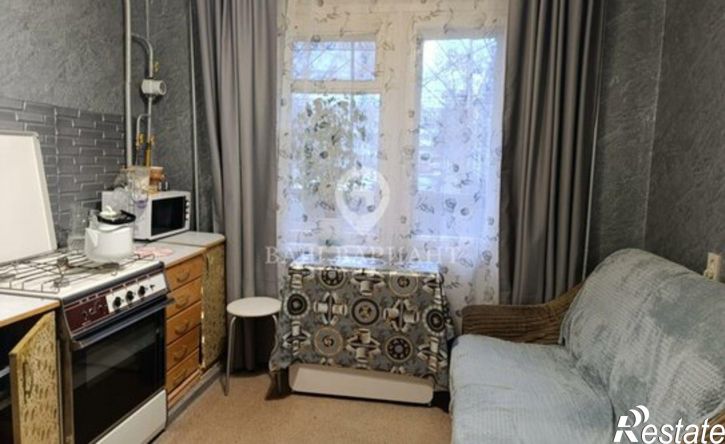 3-комн квартира ул Суркова, 5,  д. 5