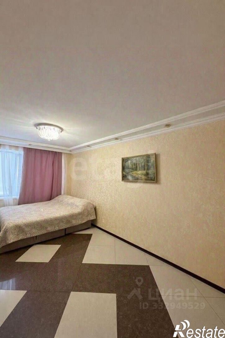 3-комн квартира ул Ворошилова, 14,  д. 14