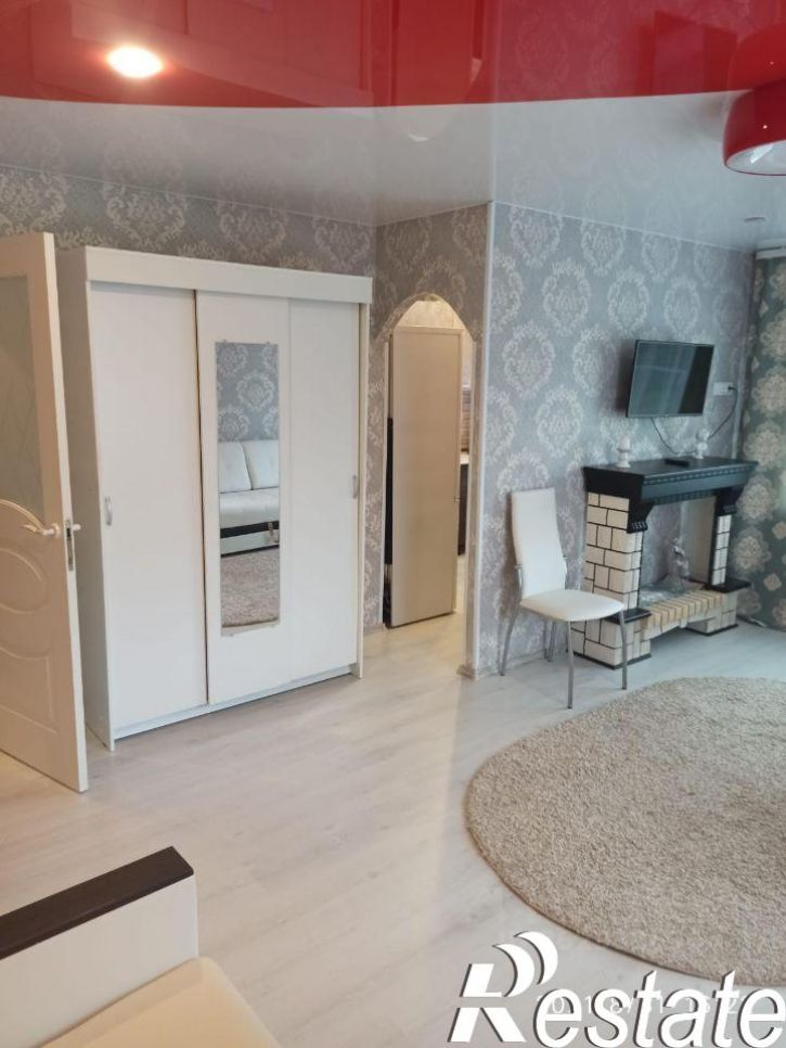 1-комн квартира проспект Серова, 8,  д. 8
