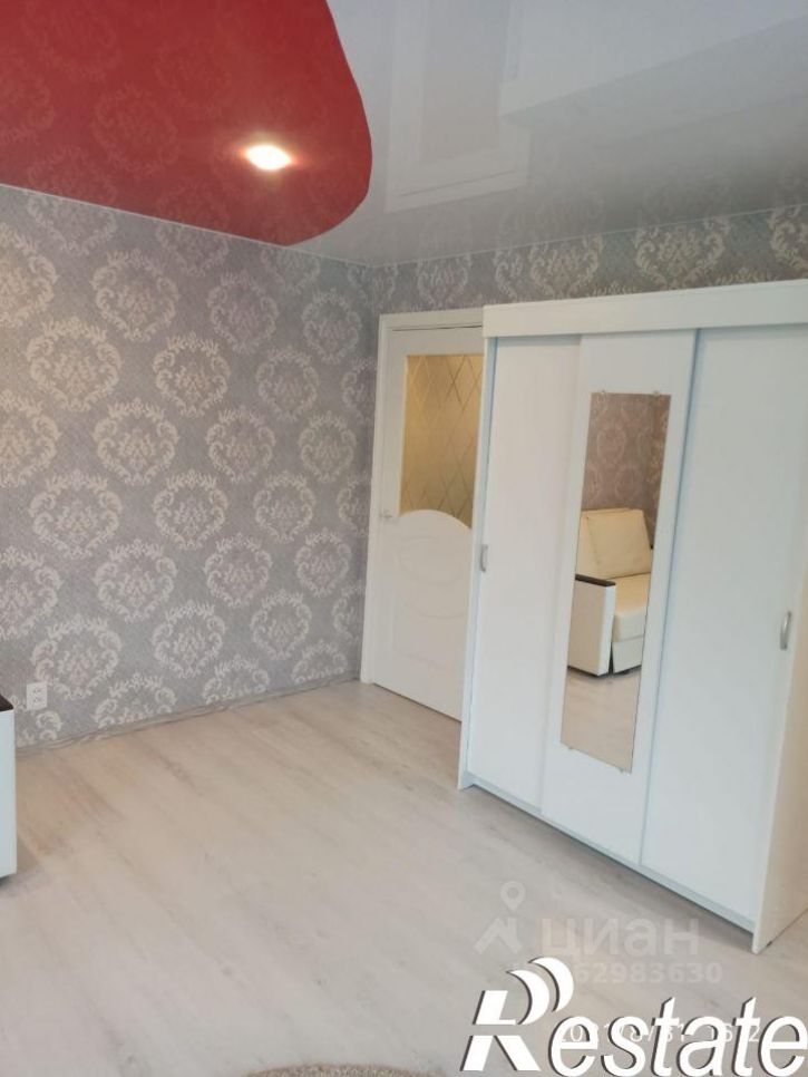1-комн квартира проспект Серова, 8,  д. 8