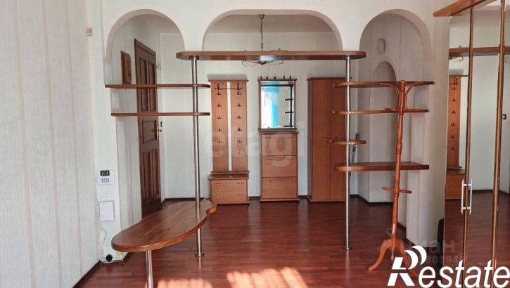 6-комн квартира улица Рапова, 9,  д. 9