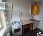 комната 82 кв м улица Блюхера, 13