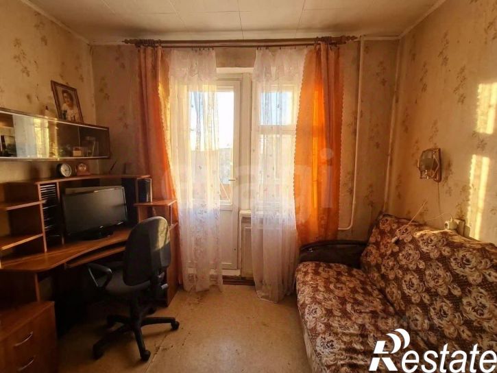 3-комн квартира проспект Революции, 4,  д. 4