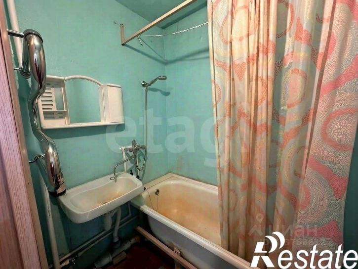 2-комн квартира улица Моторостроителей, 11,  д. 11