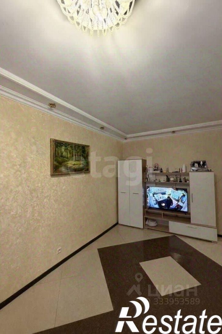3-комн квартира улица Ворошилова, 14,  д. 14
