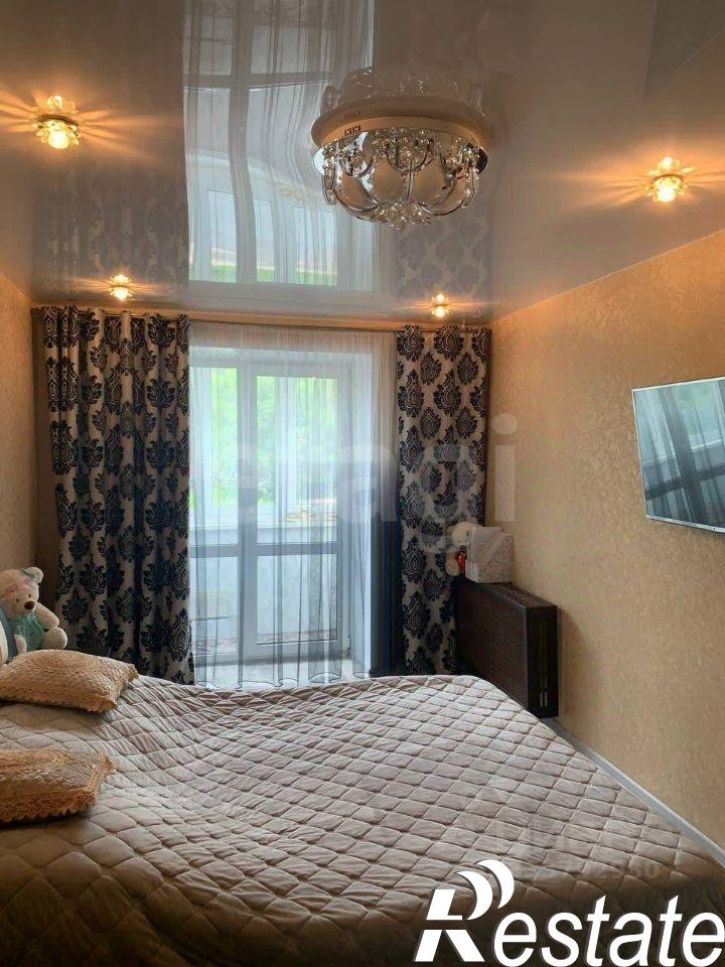 3-комн квартира улица Луначарского, 27,  д. 27