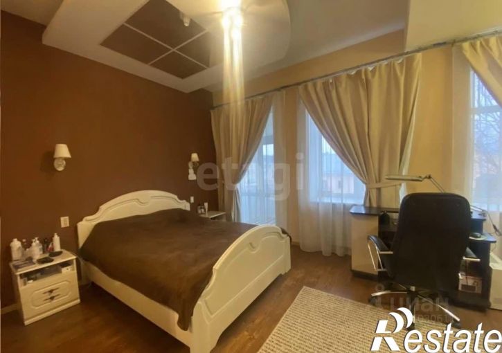 4-комн квартира улица Пушкина, 12А,  д. 12А