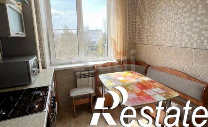 3-комн квартира Буксирная улица, 12,  д. 12