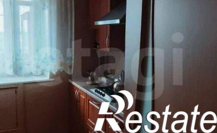 2-комн квартира улица Суркова, 3,  д. 3