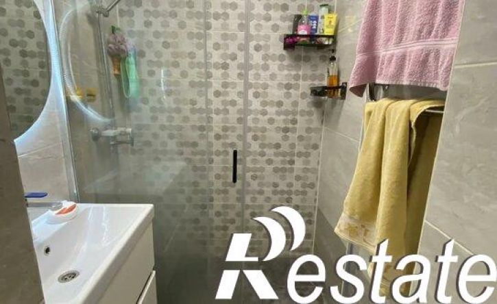 3-комн квартира Пархинская улица, 1,  д. 1