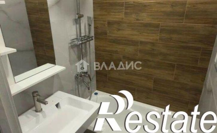 2-комн квартира проспект Генерала Батова, 36,  д. 36